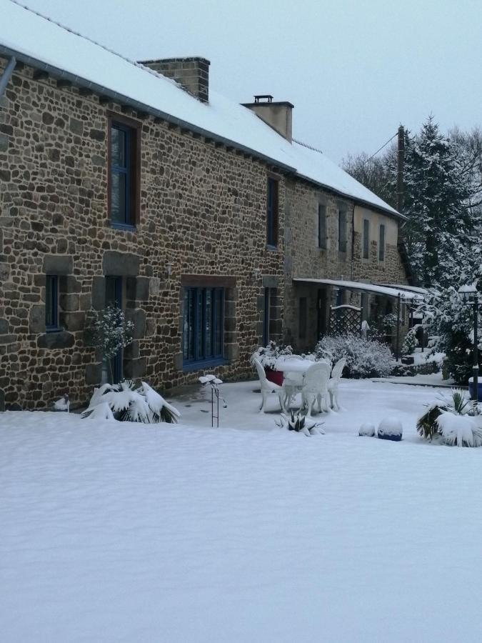 Le Douetaux Chambres D'Hotes La Baussaine Luaran gambar